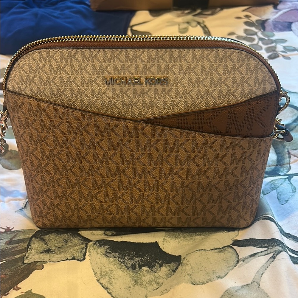 Michael Kors Tan and Brown Signature Shoulder Bag